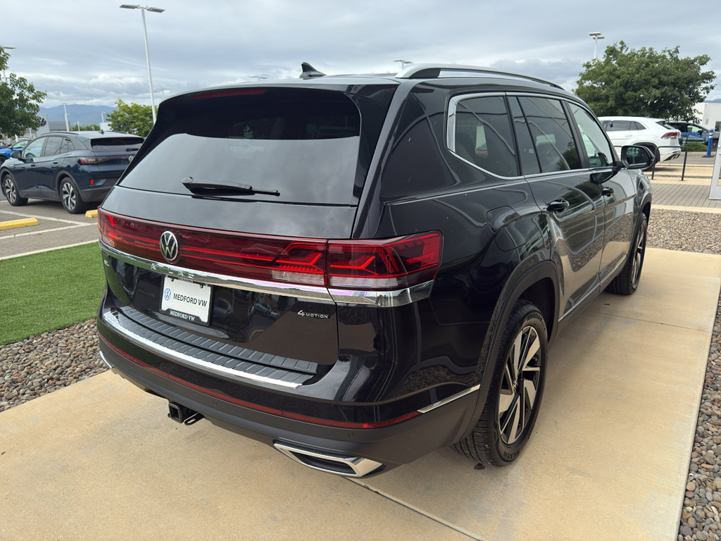 New 2025 Volkswagen Atlas SEL image 4