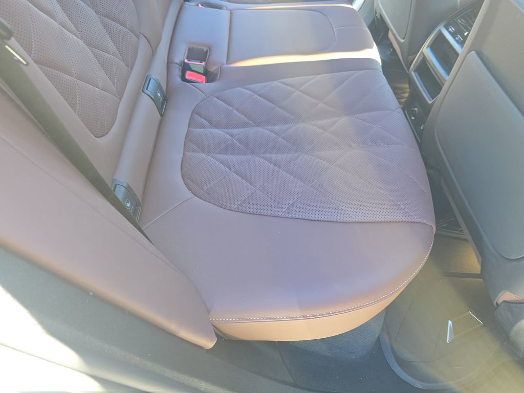 Used 2025 BMW X5 xDrive50e w/ Premium Package image 15