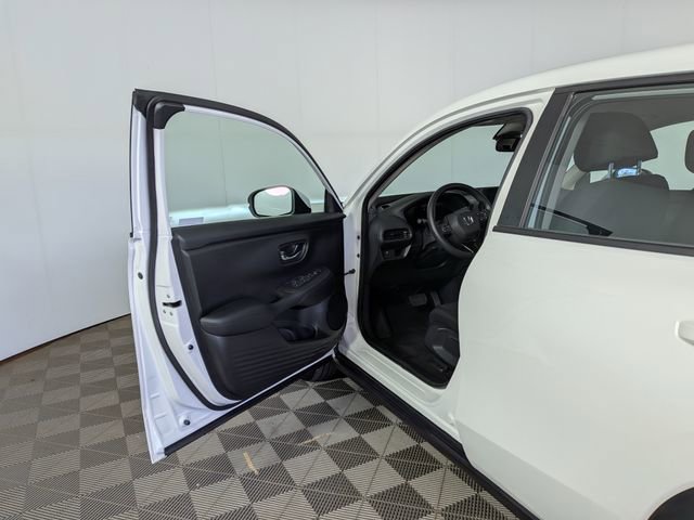 Used 2023 Honda HR-V LX image 13