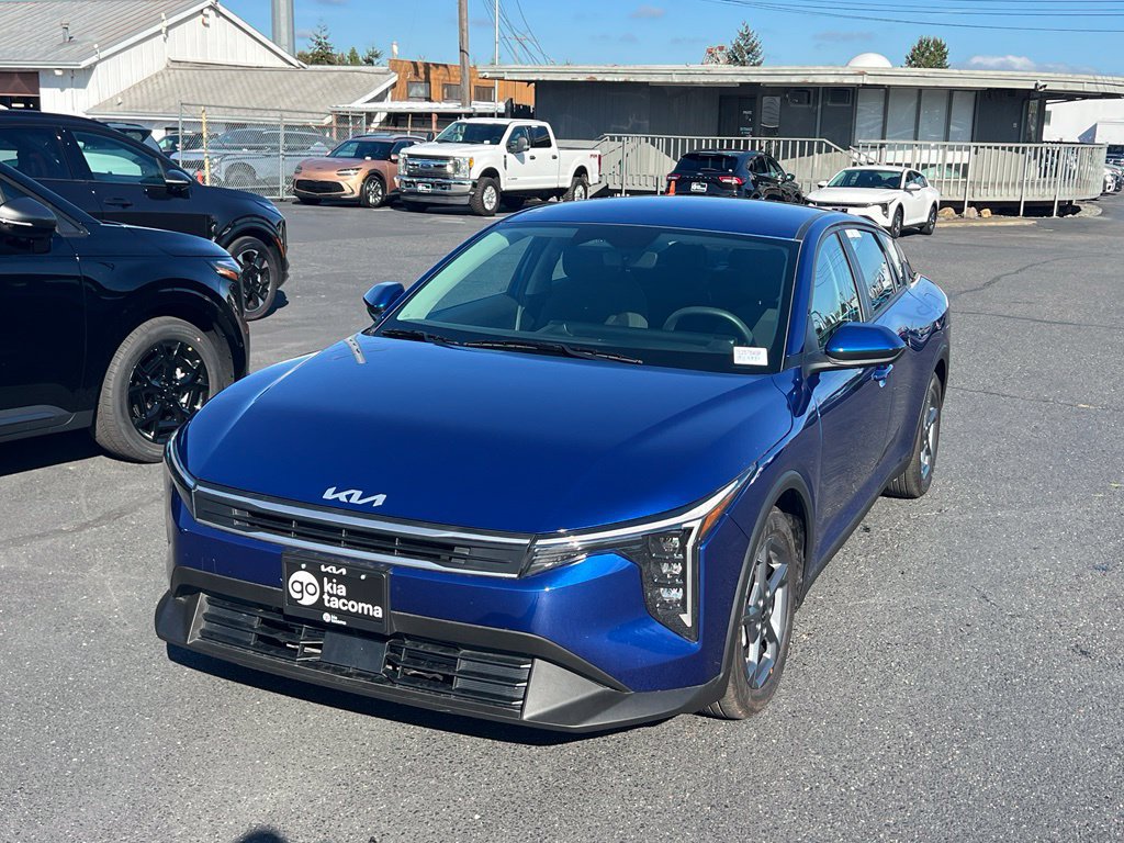Certified 2026 Kia K4 FWD image 3