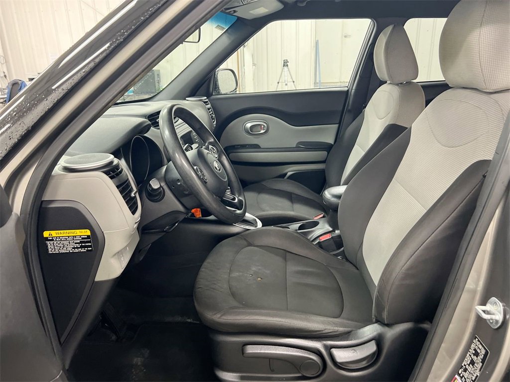 Used 2016 Kia Soul image 17