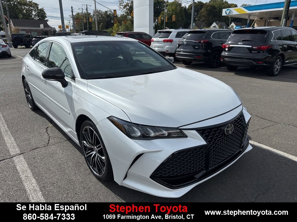 Used 2019 Toyota Avalon XSE w/ All Weather Liner Package