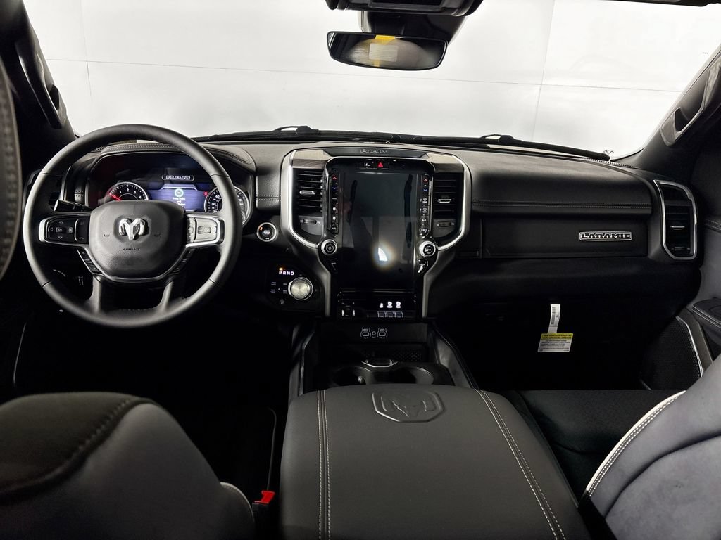 New 2026 RAM 1500 Laramie AWD/4WD image 12