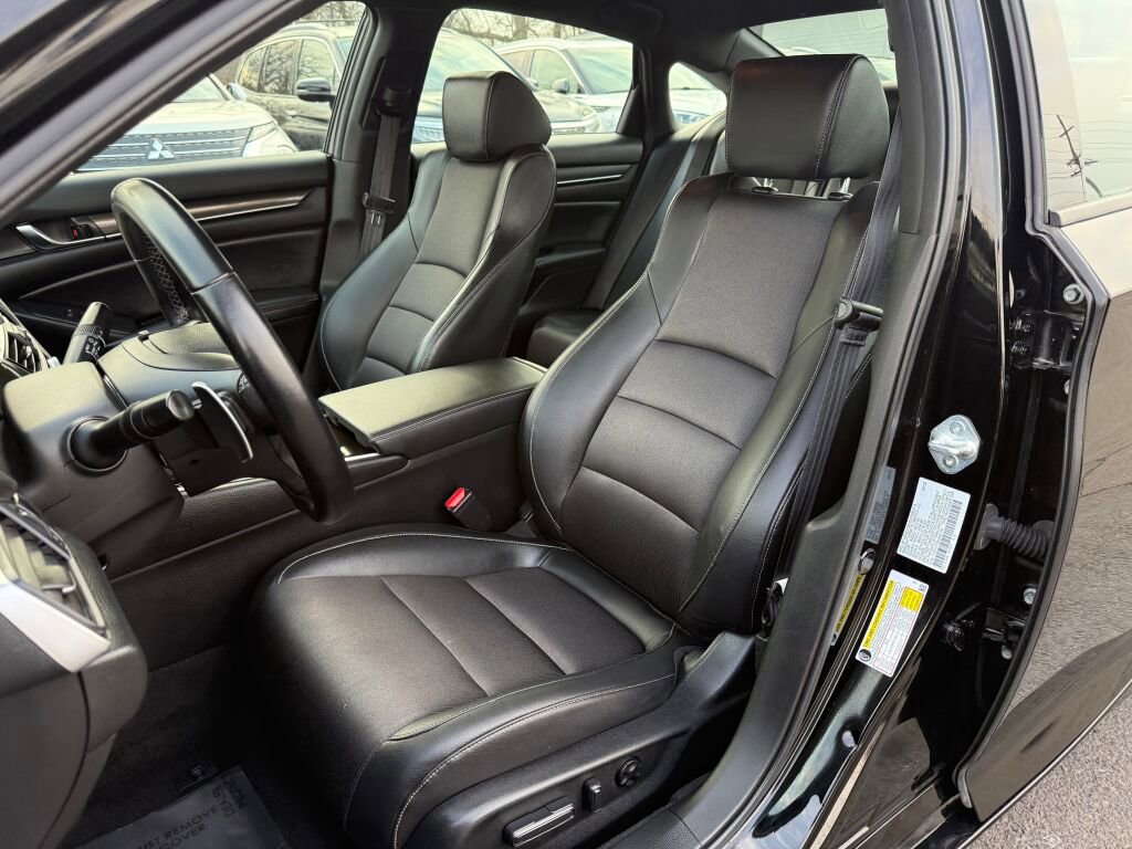 Used 2022 Honda Accord Sport image 10