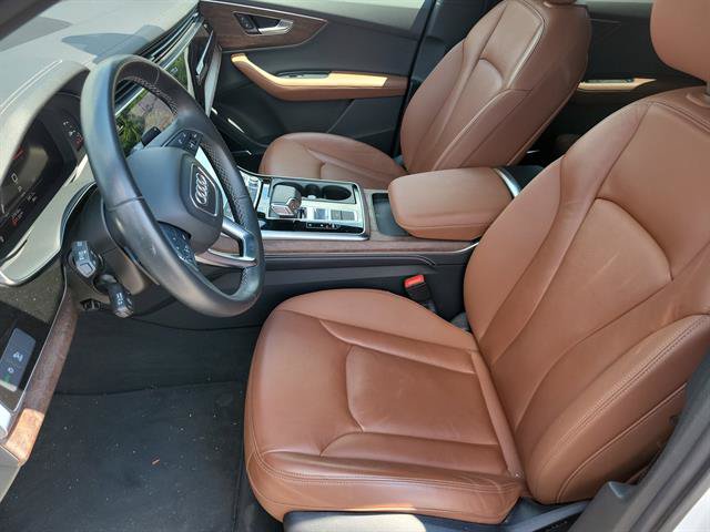 Used 2025 Audi Q7 3.0T Premium Plus AWD/4WD image 3