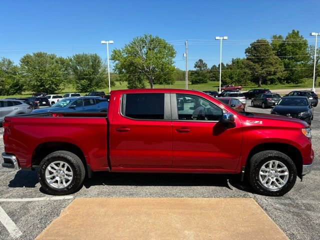 Used 2024 Chevrolet Silverado 1500 LT w/ Z71 Off-Road Package image 5