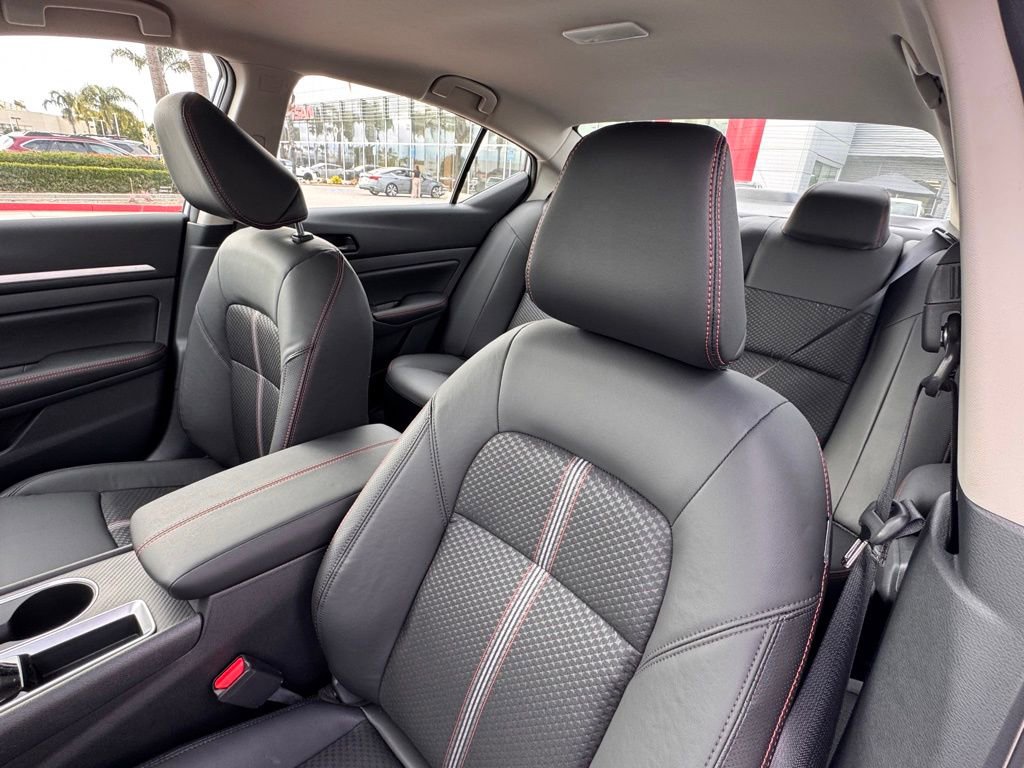 New 2026 Nissan Altima 2.5 SR FWD image 10