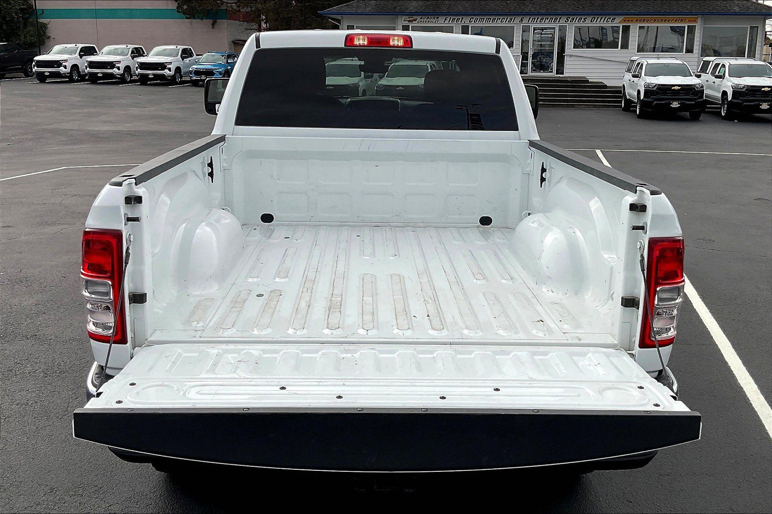 Used 2024 RAM 2500 Big Horn image 33