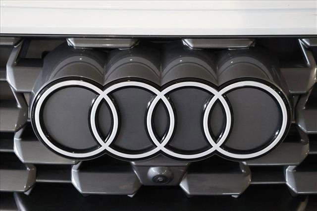 Certified 2025 Audi Q5 Premium w/ Convenience Package image 30