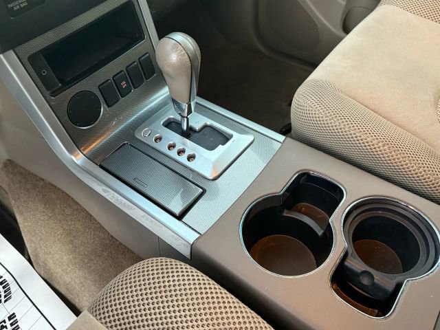 Used 2011 Nissan Pathfinder SV image 19