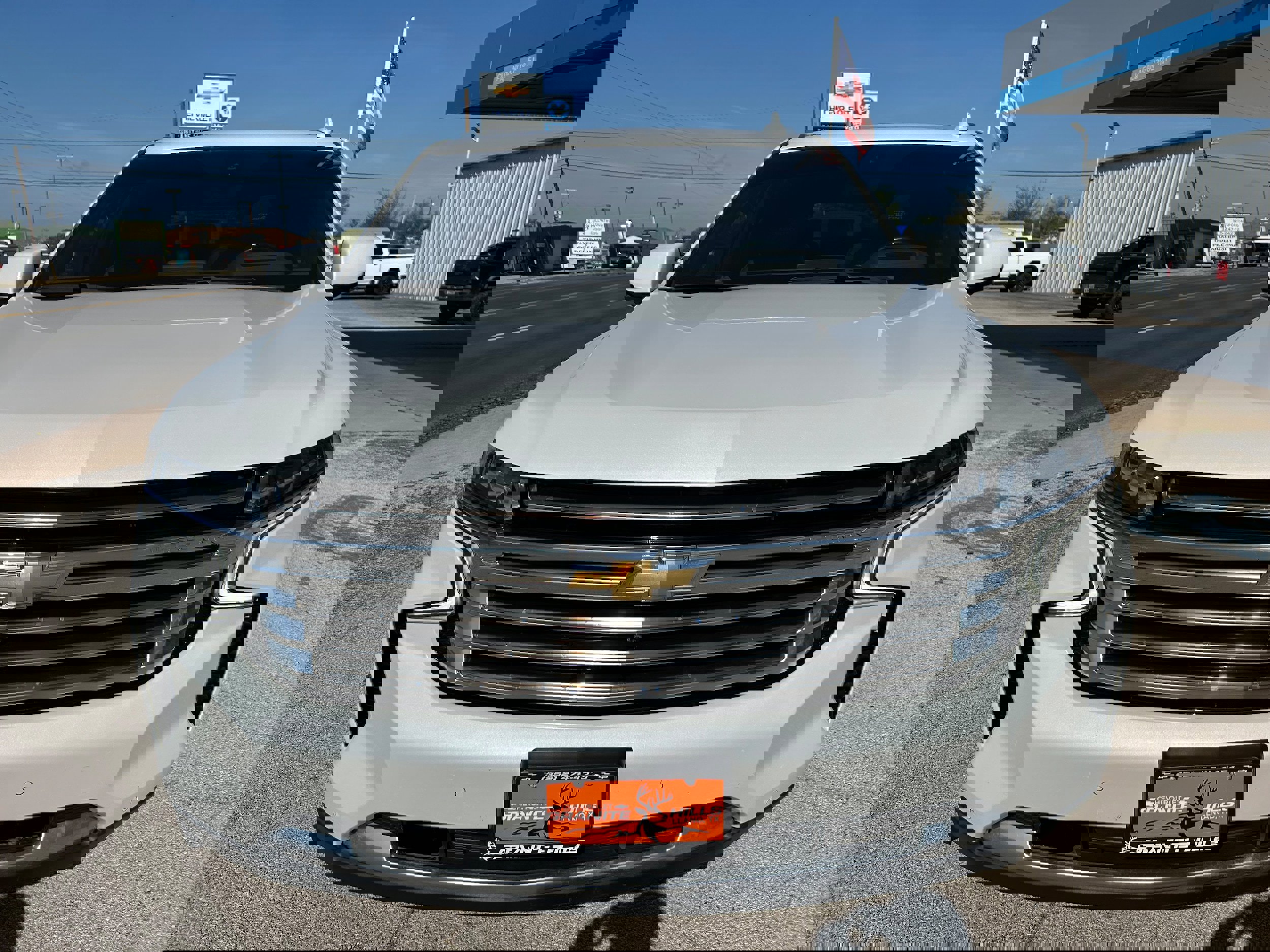 Used 2021 Chevrolet Tahoe High Country w/ Premium Package image 2