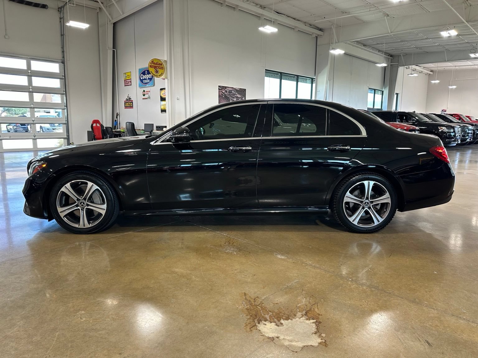 Used 2020 Mercedes-Benz E 350 Sedan image 4