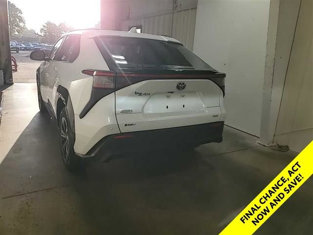 Used 2024 Toyota bZ4X AWD image 16