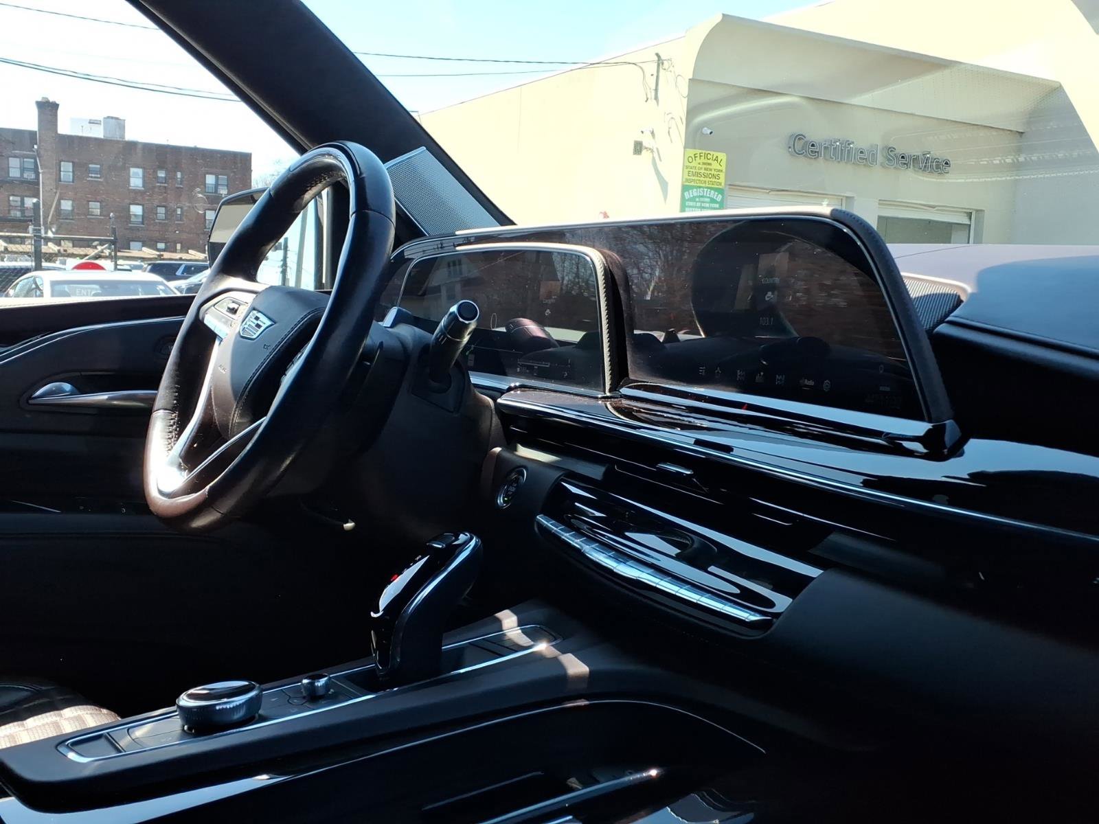 Certified 2023 Cadillac Escalade Sport Platinum AWD/4WD image 26