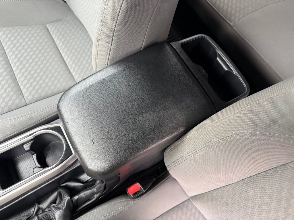 Used 2022 Toyota Tacoma SR5 image 25