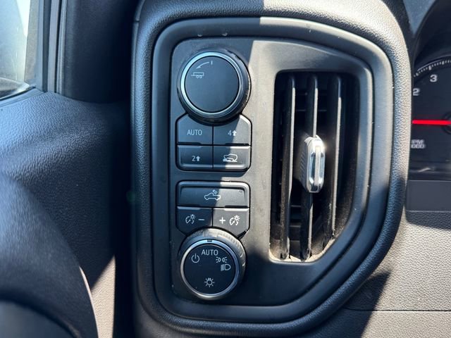 Used 2020 Chevrolet Silverado 1500 Custom w/ Custom Value Package AWD/4WD image 20