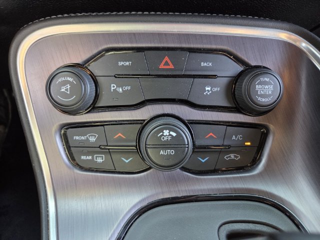 Used 2016 Dodge Challenger R/T w/ Driver Convenience Group RWD image 25