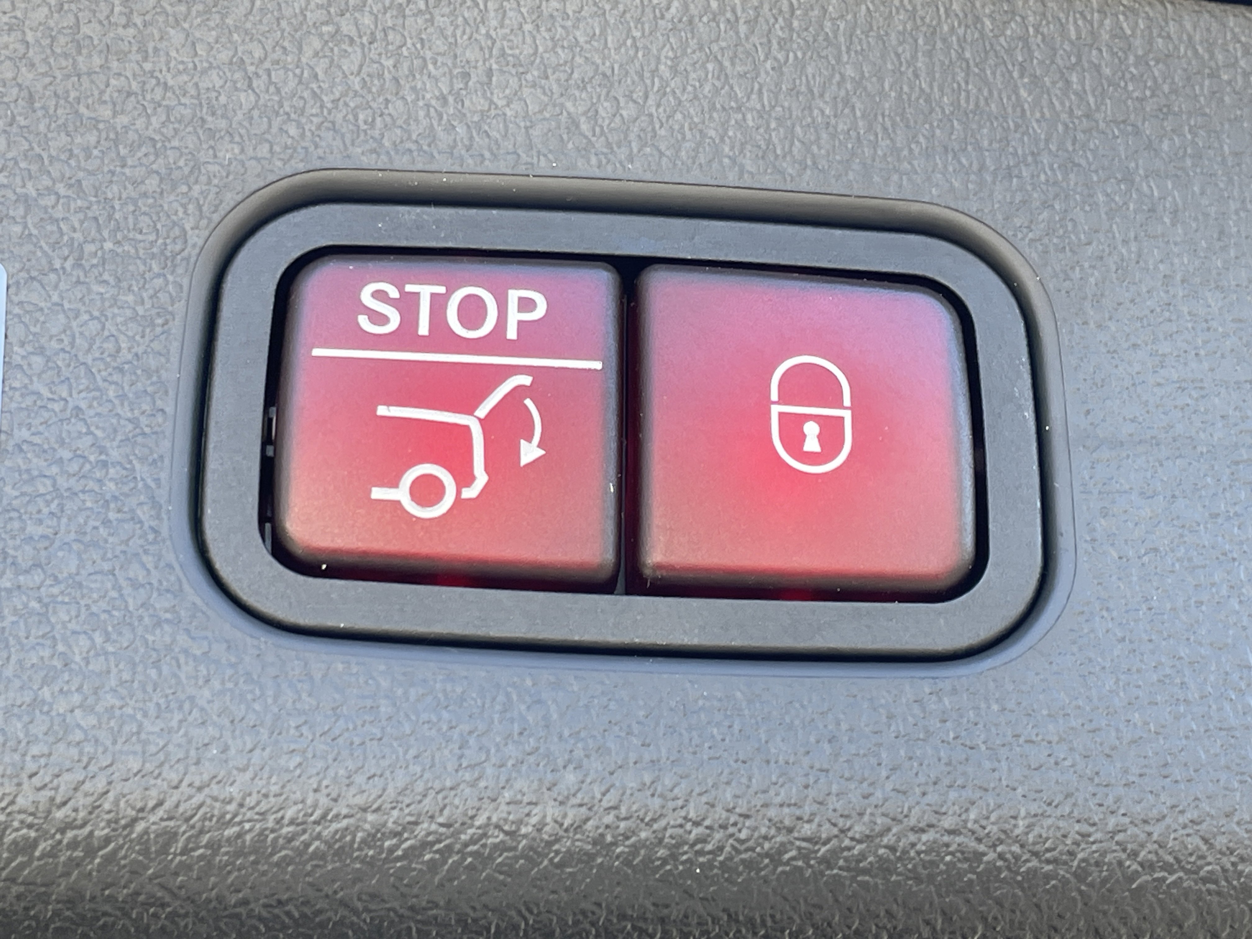 New 2026 Mercedes-Benz GLC 300 4MATIC image 12