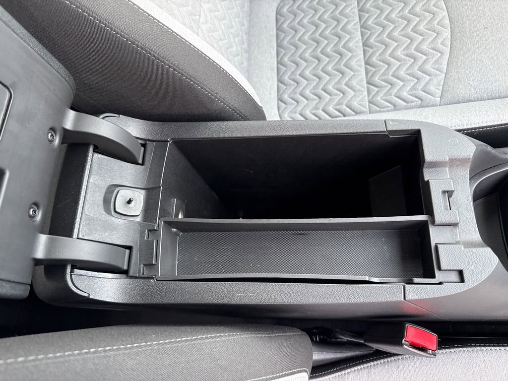 Used 2022 Chevrolet Equinox LS image 14