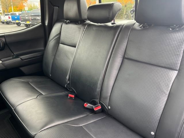 Used 2023 Toyota Tacoma Limited image 20