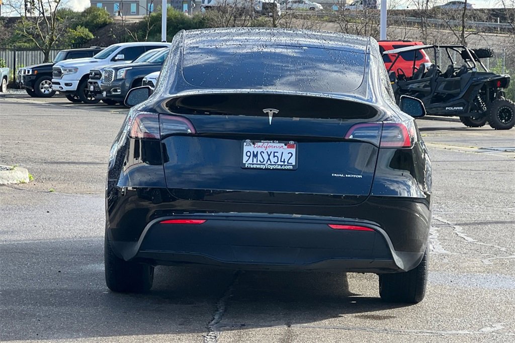 Used 2024 Tesla Model Y Long Range image 6
