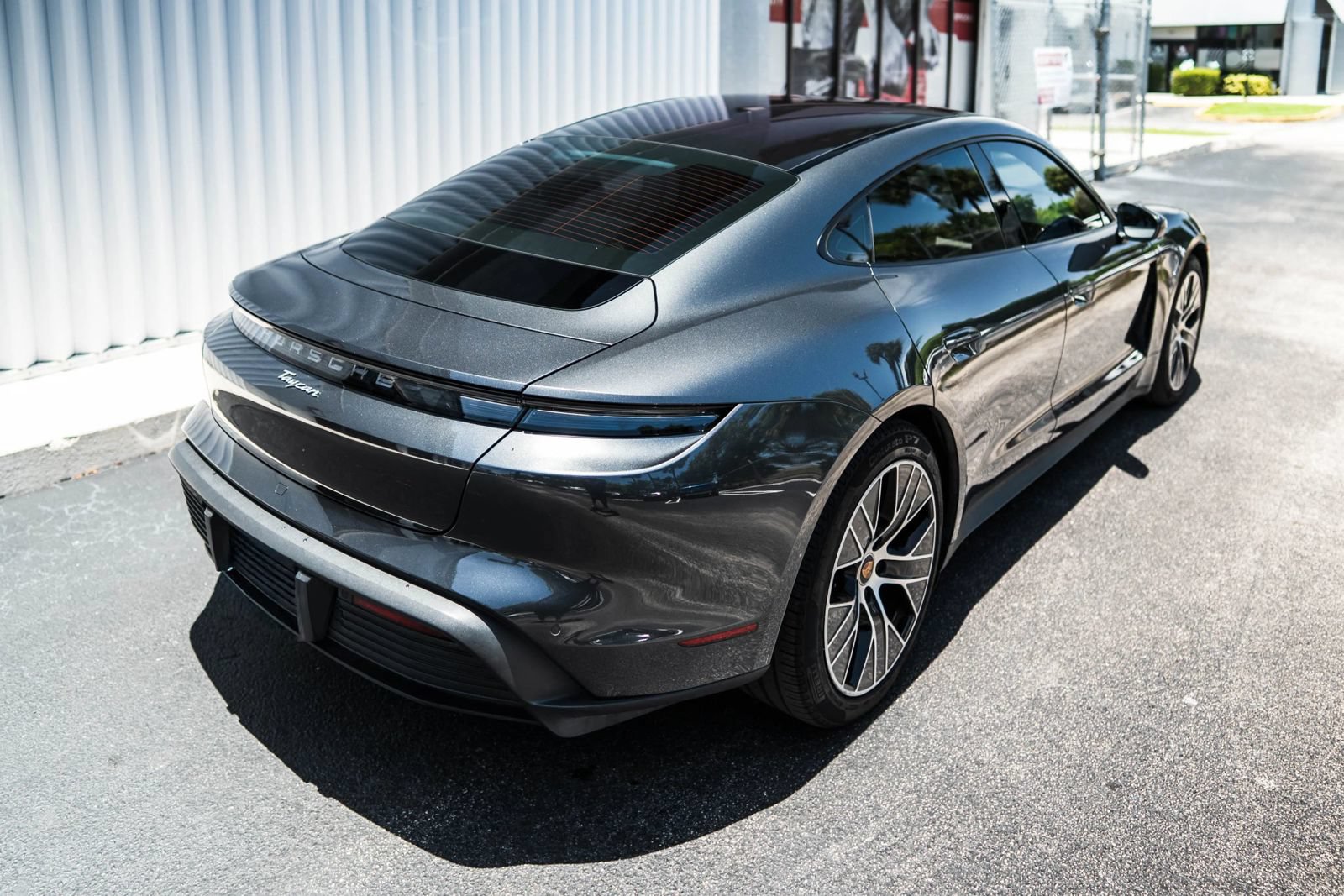 Used 2021 Porsche Taycan RWD image 7