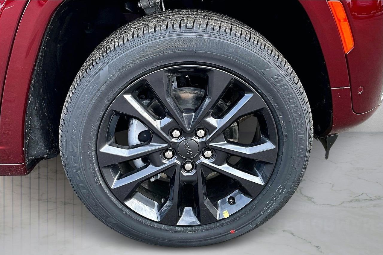 New 2026 Jeep Grand Cherokee Limited image 34