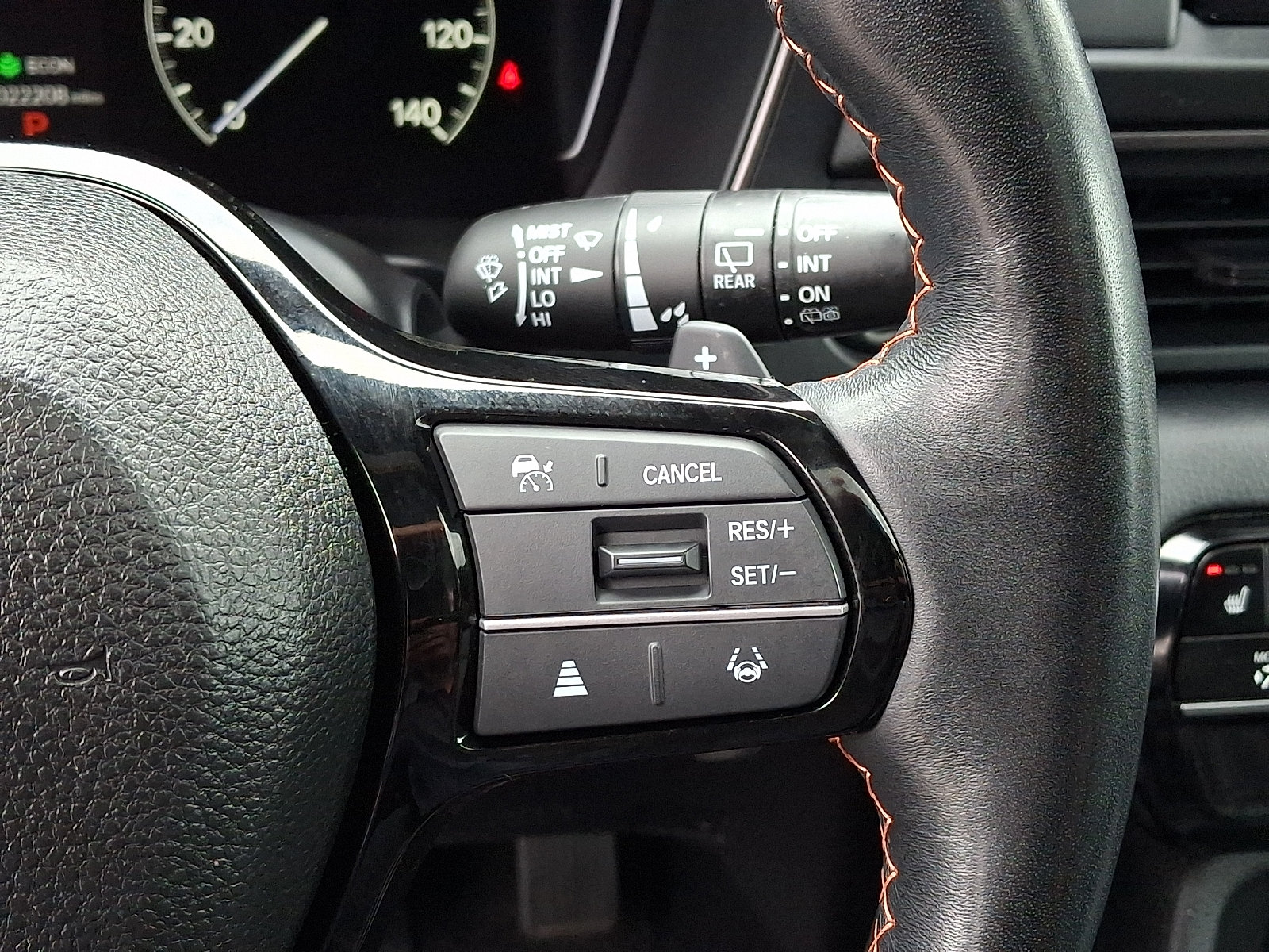 Used 2025 Honda Pilot TrailSport image 24