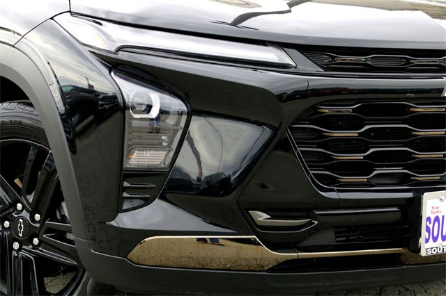 Used 2024 Chevrolet Trax ACTIV image 3