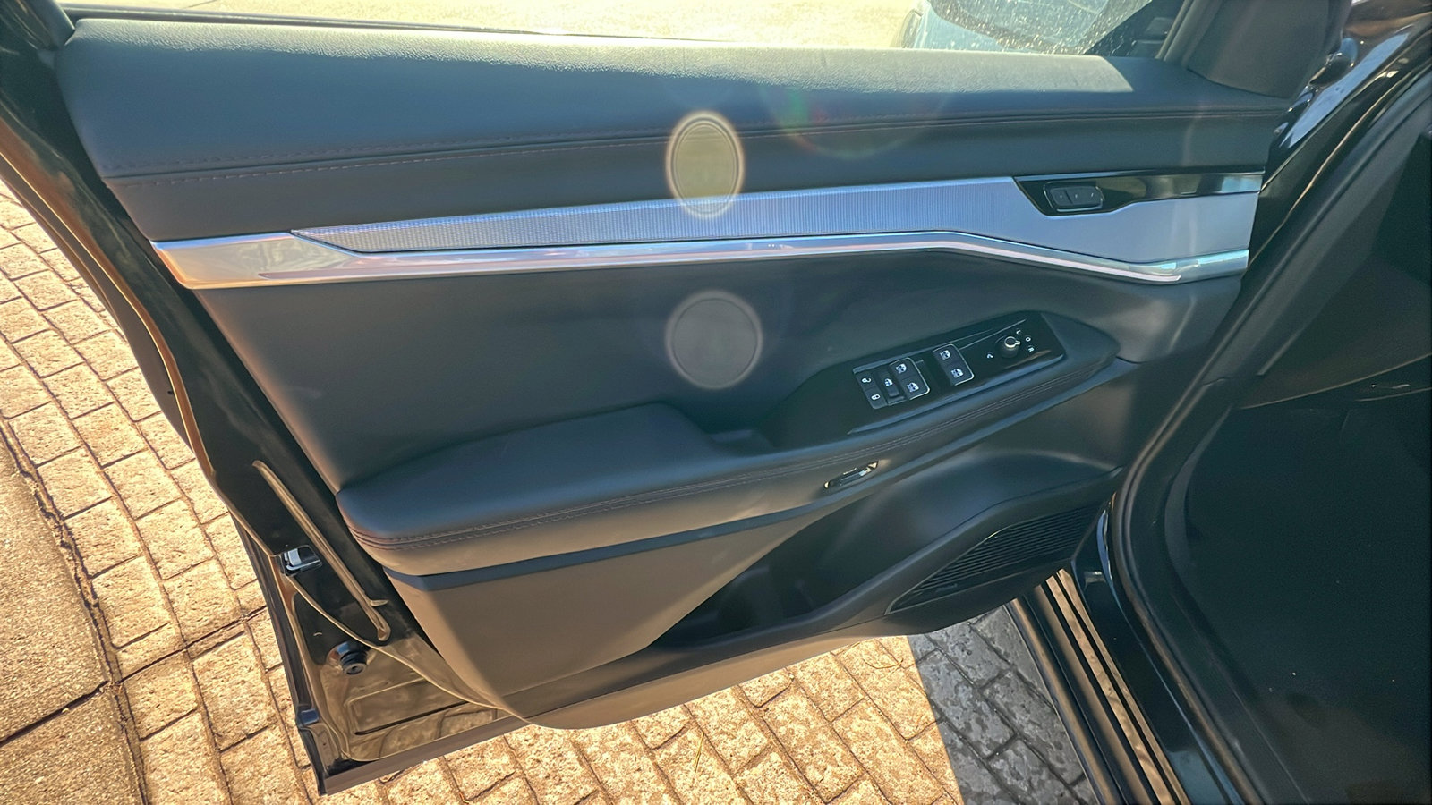 Used 2024 Jeep Wagoneer Launch Edition image 14