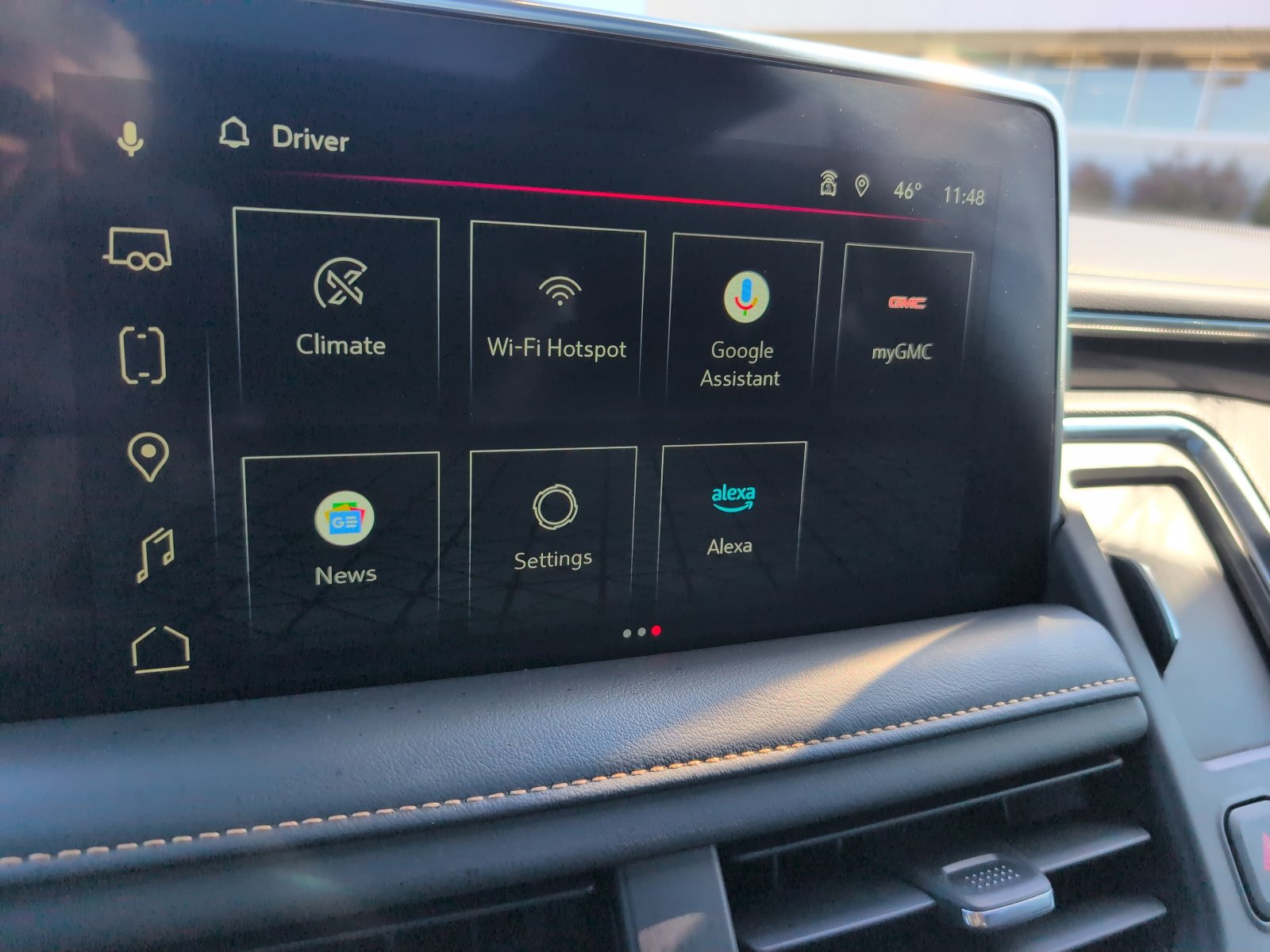 Used 2022 GMC Yukon AT4 image 32