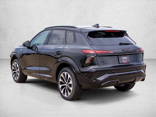 New 2026 Audi Q3 quattro 2.0T AWD/4WD image 7