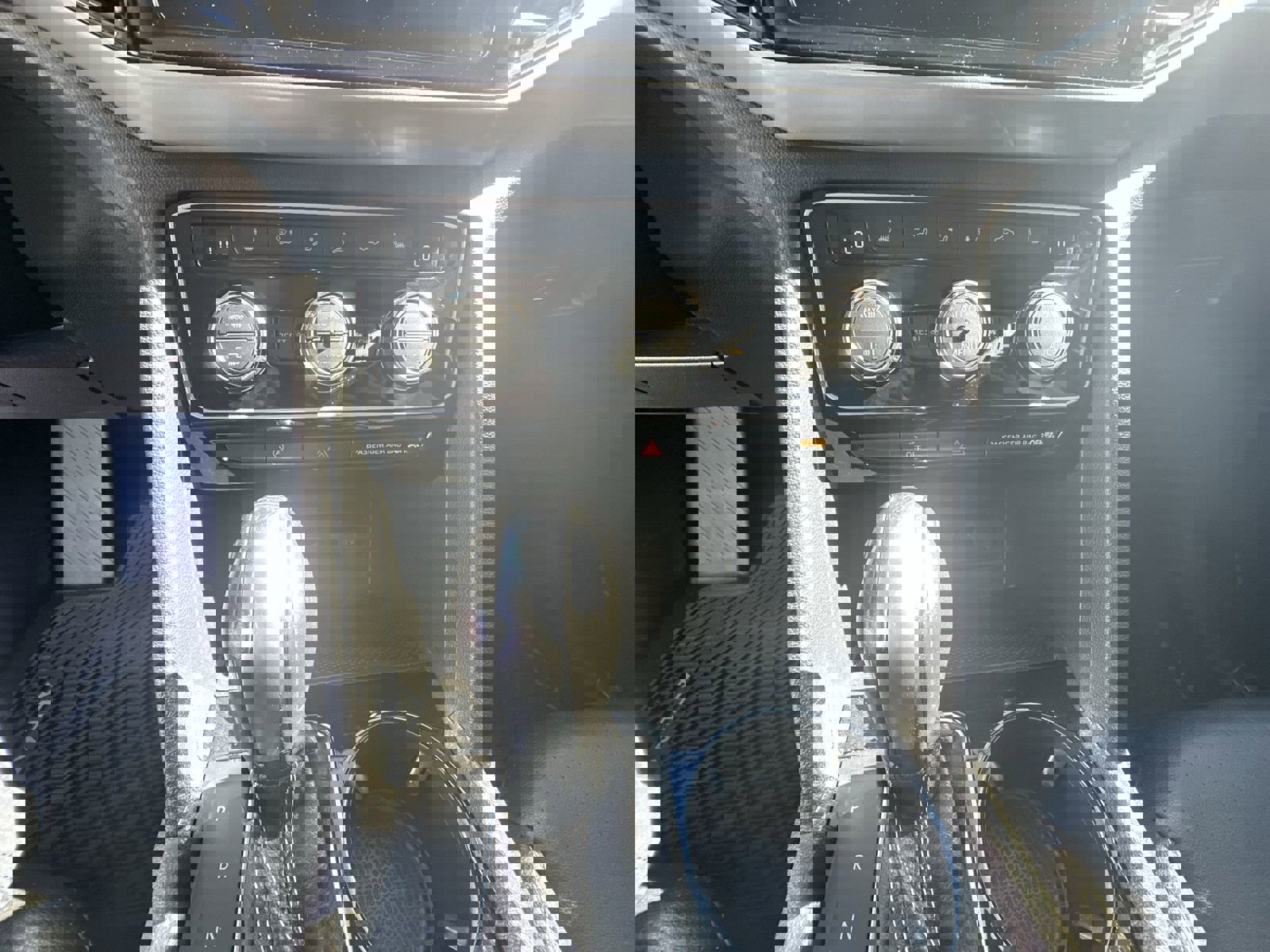 Used 2022 Volkswagen Atlas SEL image 11