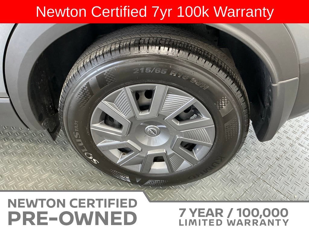 Used 2025 Nissan Kicks S FWD image 38