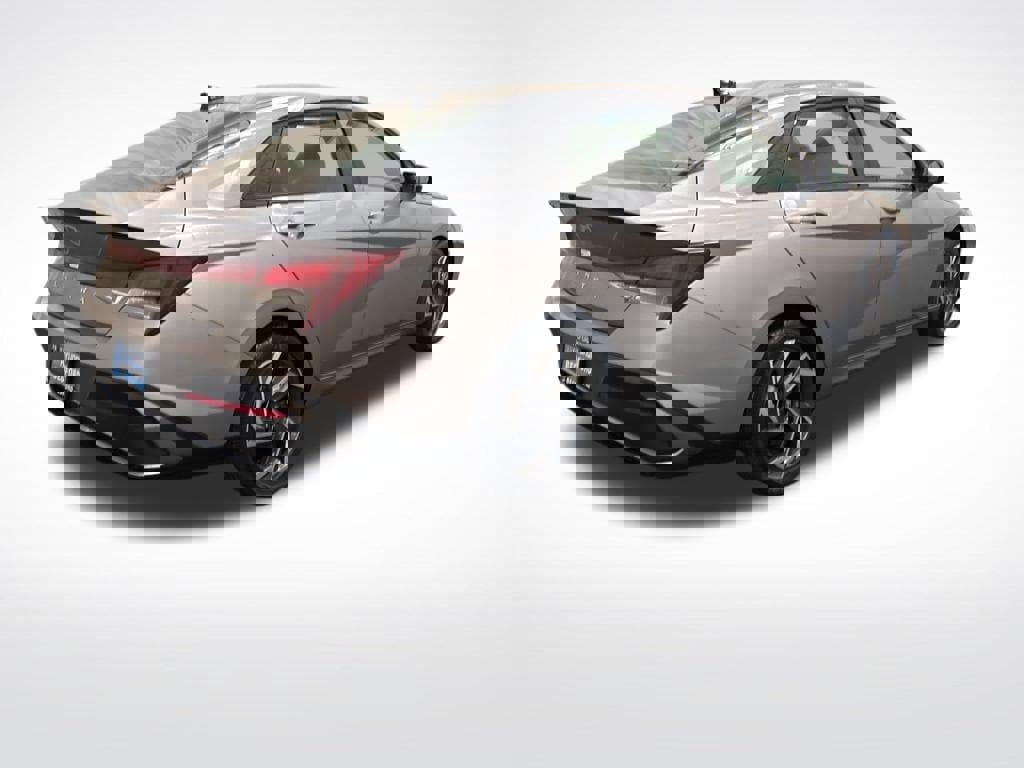 New 2025 Hyundai Elantra Sport image 5