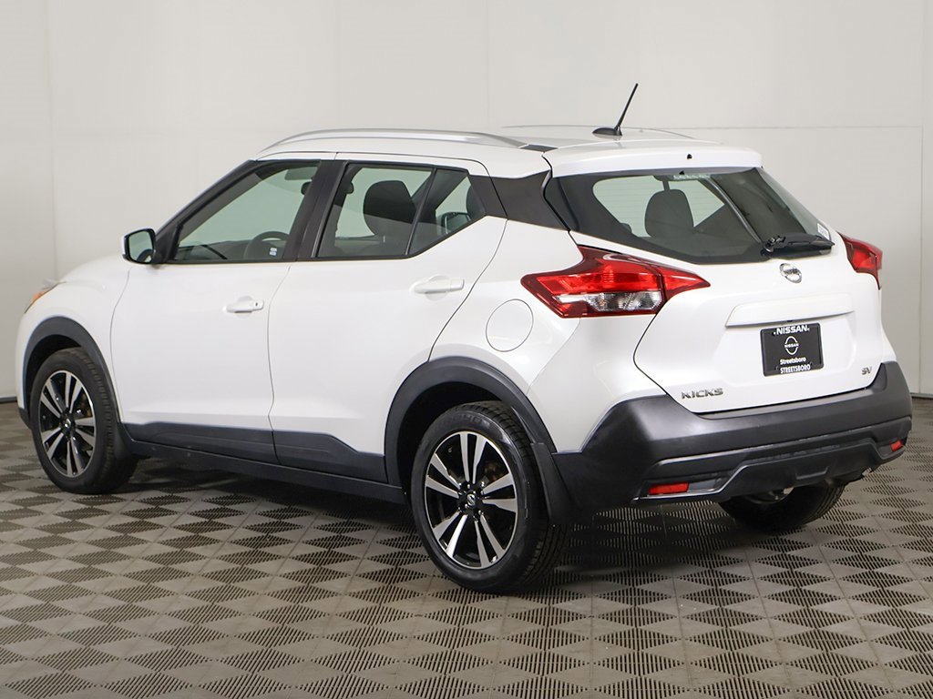 Used 2019 Nissan Kicks SV image 6