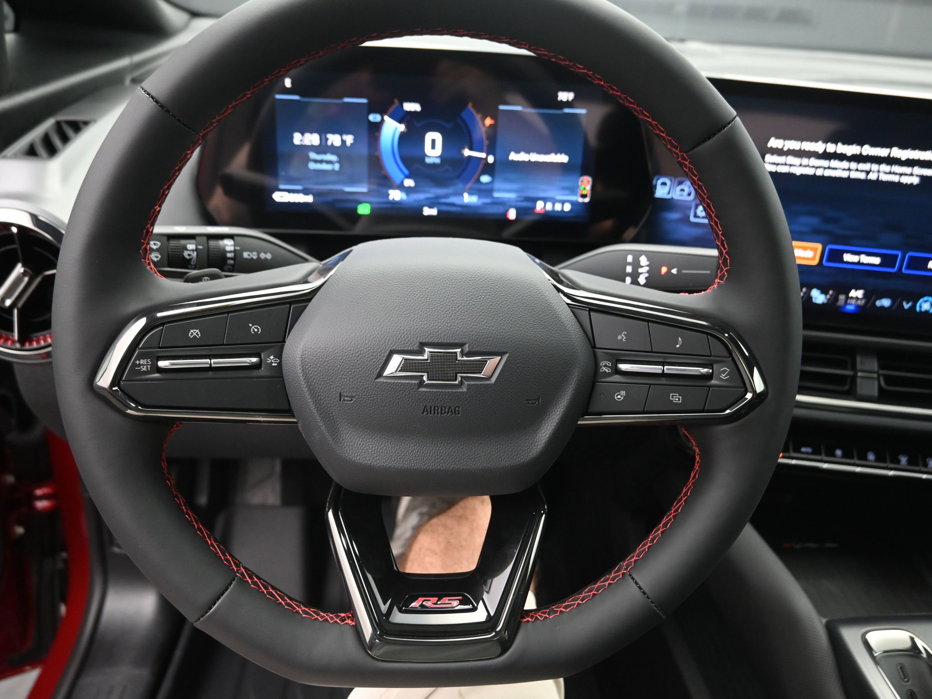 New 2026 Chevrolet Equinox EV RS image 16