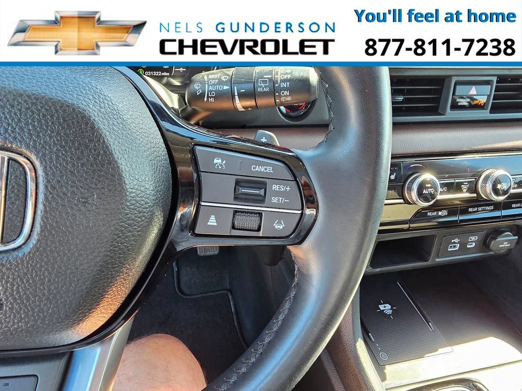 Used 2025 Honda Pilot Elite image 32