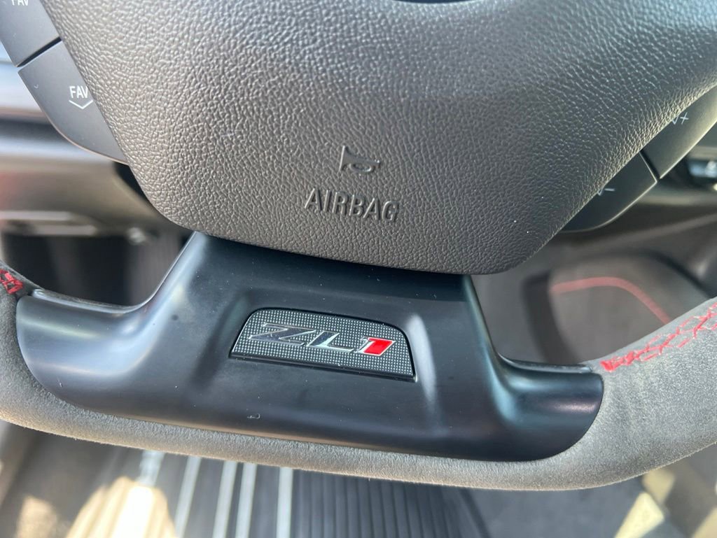 Used 2018 Chevrolet Camaro ZL1 RWD image 17
