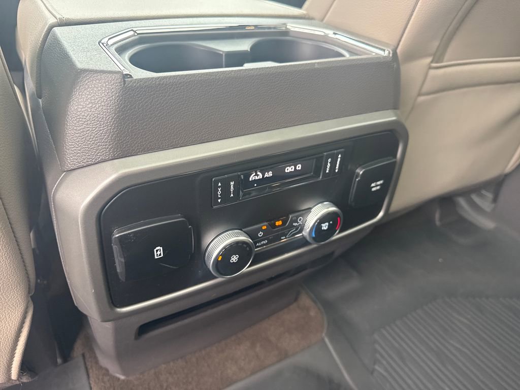 Used 2020 Ford Expedition XLT w/ Equipment Group 202A image 16