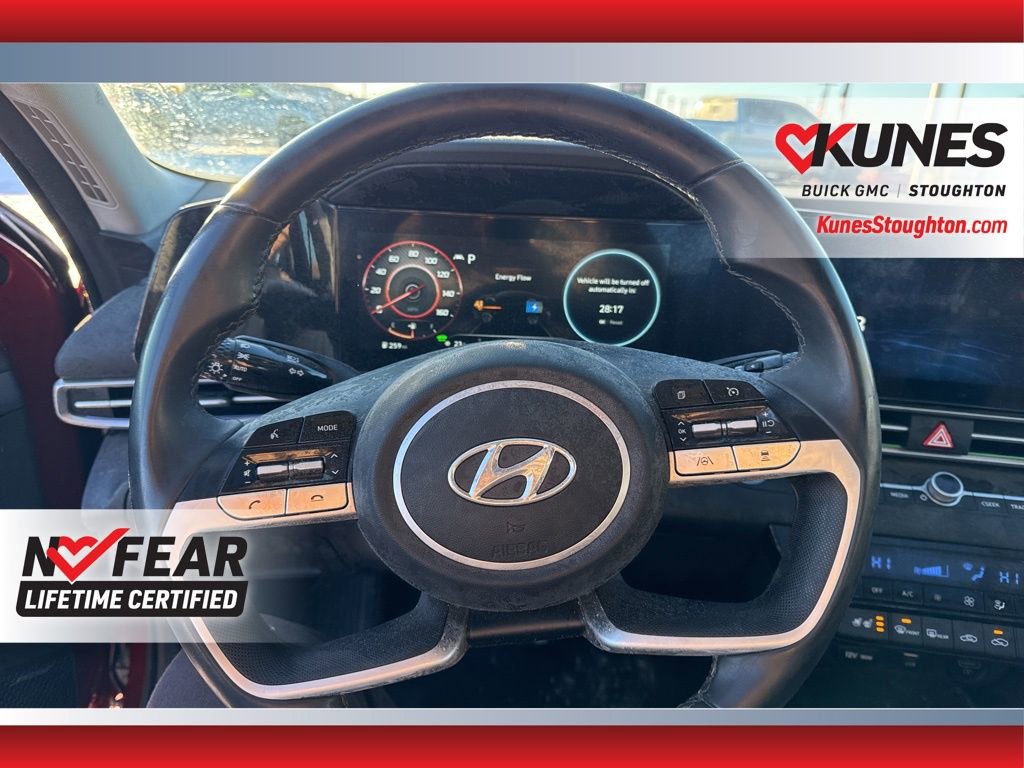 Used 2023 Hyundai Elantra Limited image 21