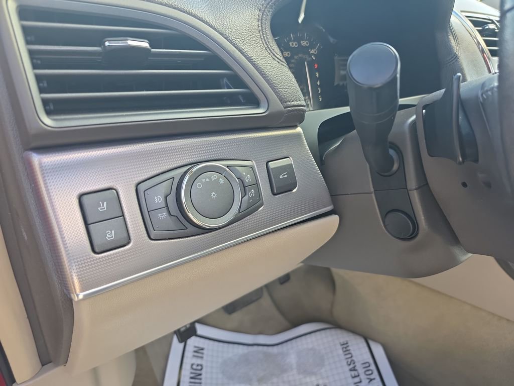 Used 2015 Lincoln MKX FWD w/ Equipment Group 102A image 12