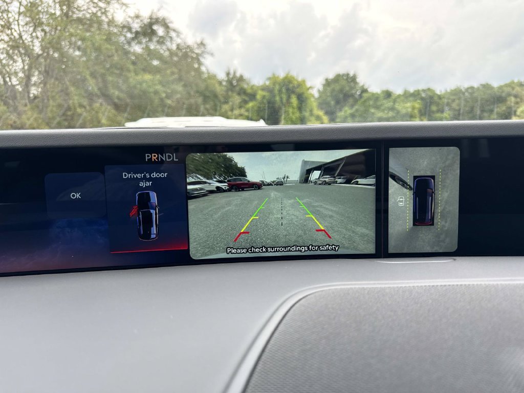 New 2026 Lincoln Nautilus Premier AWD/4WD image 24