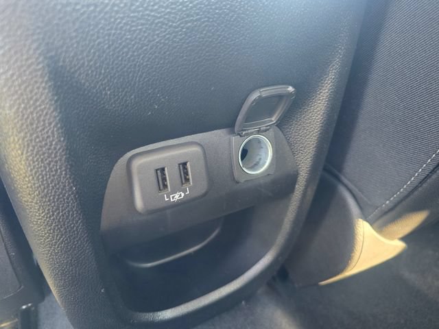 Used 2022 Chevrolet Colorado LT w/ Luxury Package AWD/4WD image 31