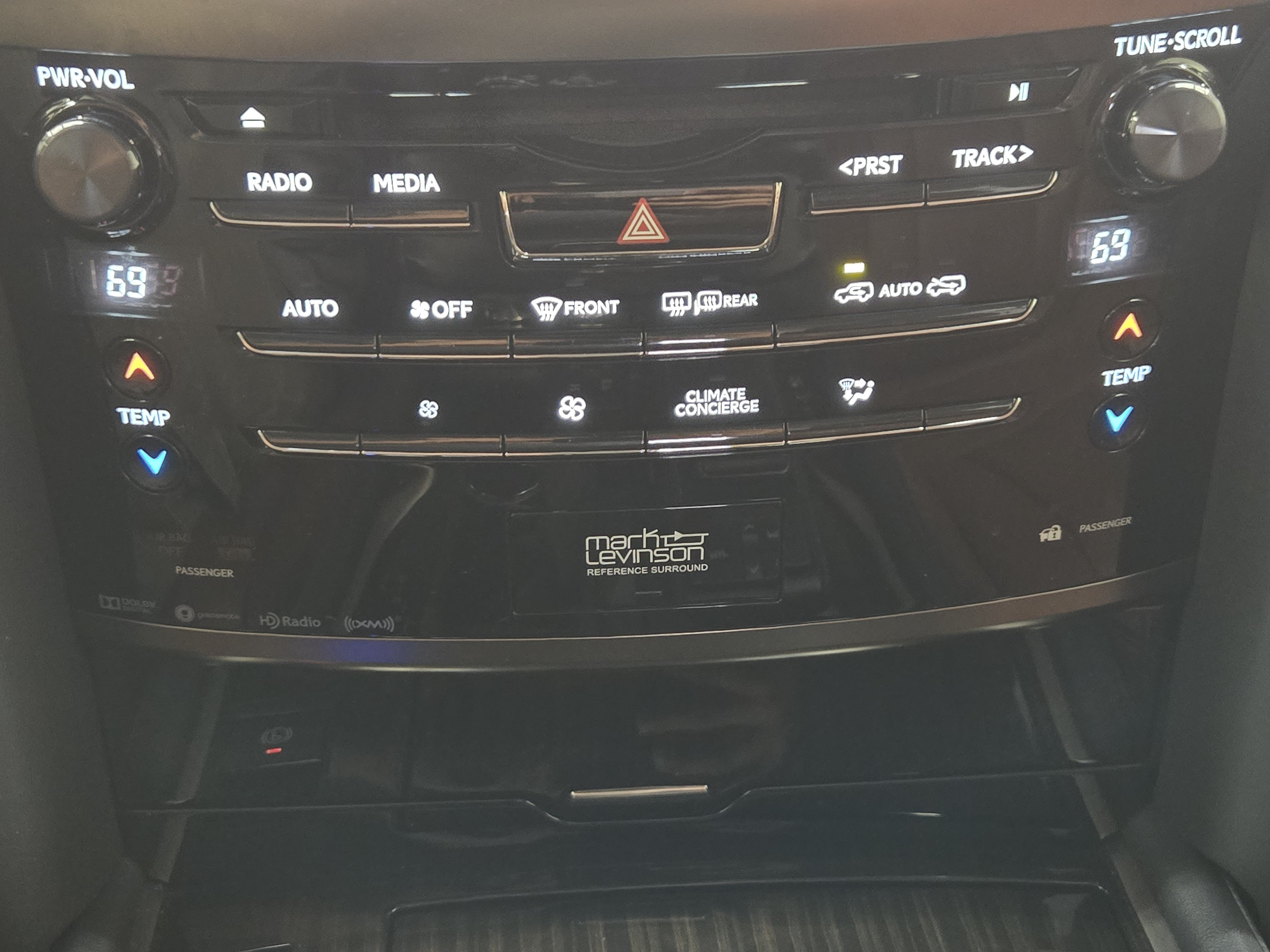 Used 2017 Lexus LX 570 4WD image 20