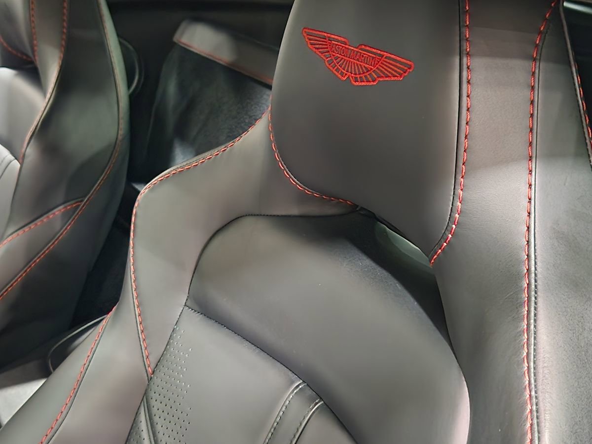 Used 2023 Aston Martin V12 Vantage image 48
