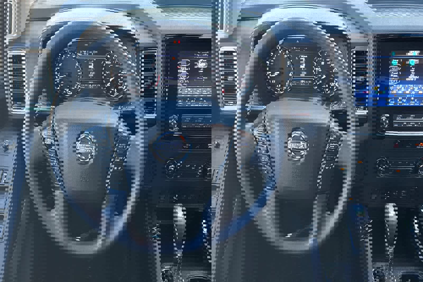 Used 2024 Nissan Frontier SV w/ Technology Package image 13