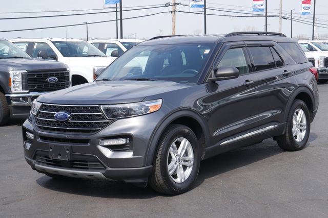 Used 2020 Ford Explorer XLT w/ Equipment Group 202A image 6