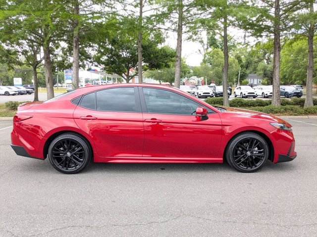 Used 2025 Toyota Camry SE FWD image 7