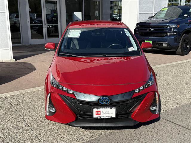 Certified 2021 Toyota Prius Prime Limited FWD image 11